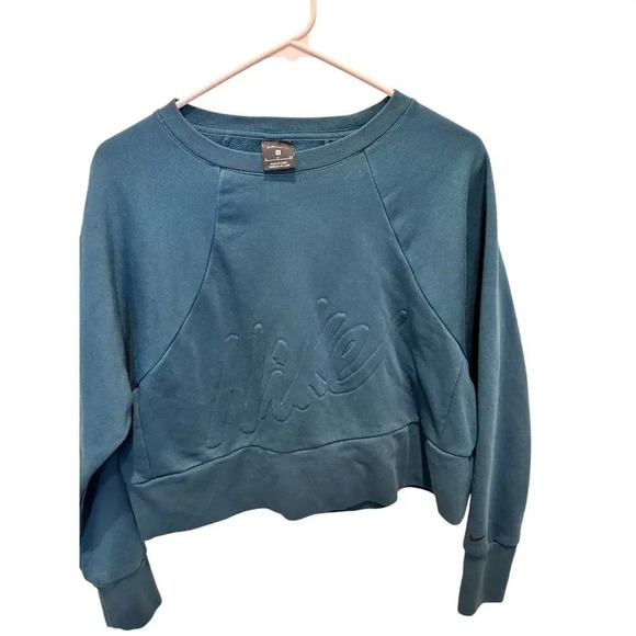 Nike Women's Dri-FIT FLocked Cropped Sweatshirt, Green, Size Small - Picture 2 of 5